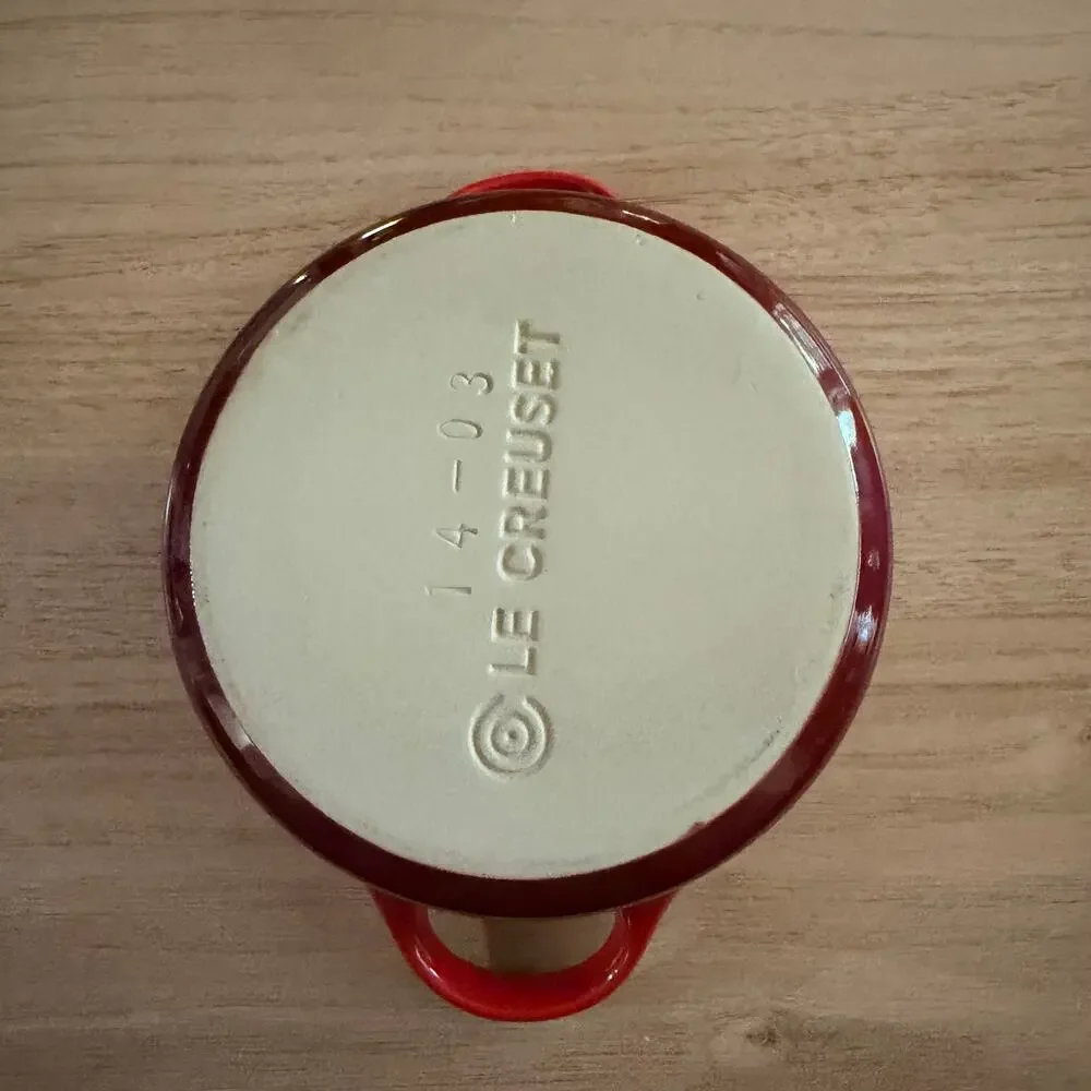 Le Creuset Stoneware 5.5